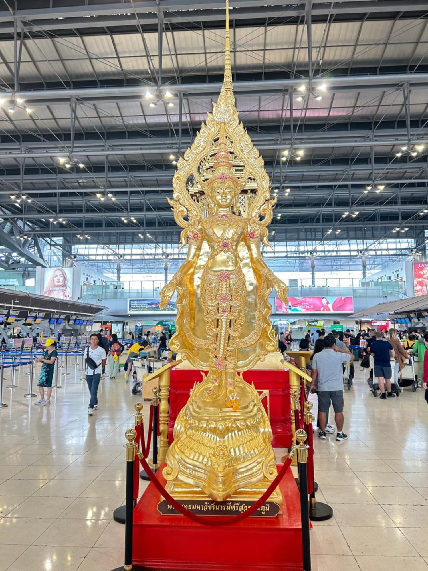 Mina 美景公寓酒店 Pattaya Esterno foto